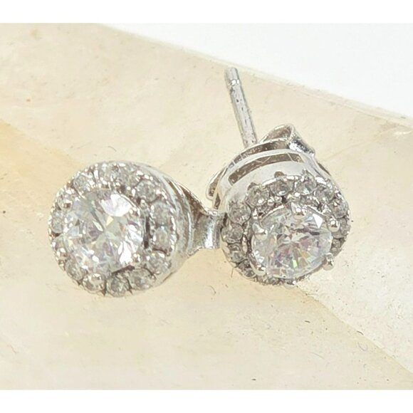 Sterling Silver Cubic Zirconia Halo Stud Earrings Perfect Elegant Gift LI629 - Picture 1 of 16